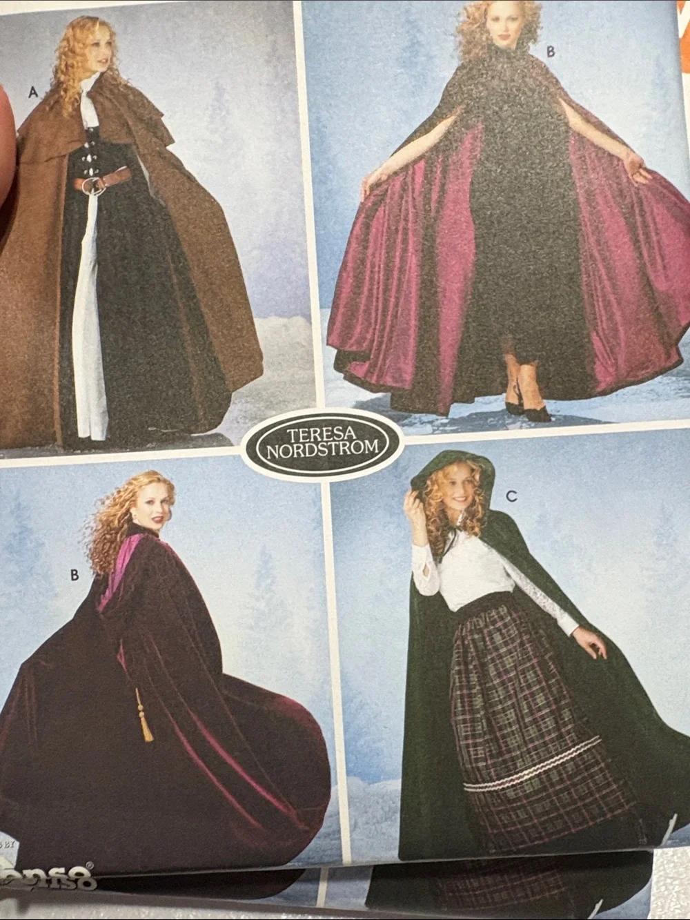 BN UNCUT SIMPLICITY 5794 A SEWING PATTERN COSTUME CAPE